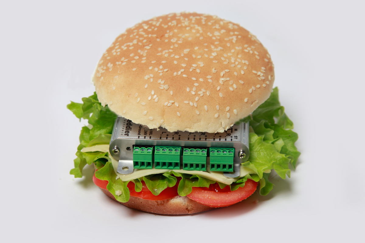 heddier electronic audio amplifier on Hamburger